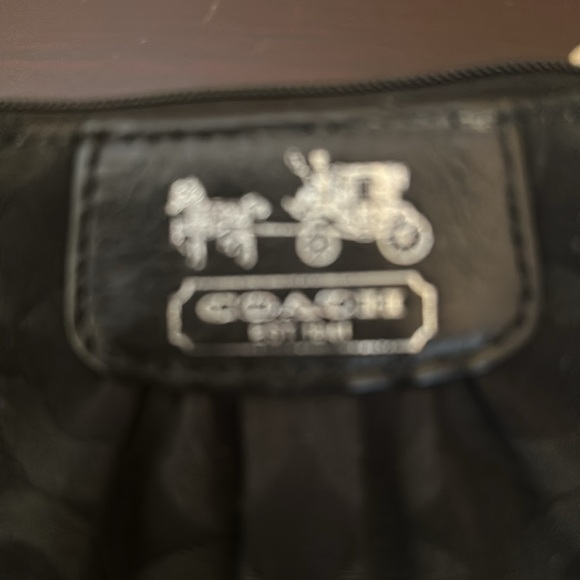 Coach black zip up little key purse. Good condition - Picture 3 of 5